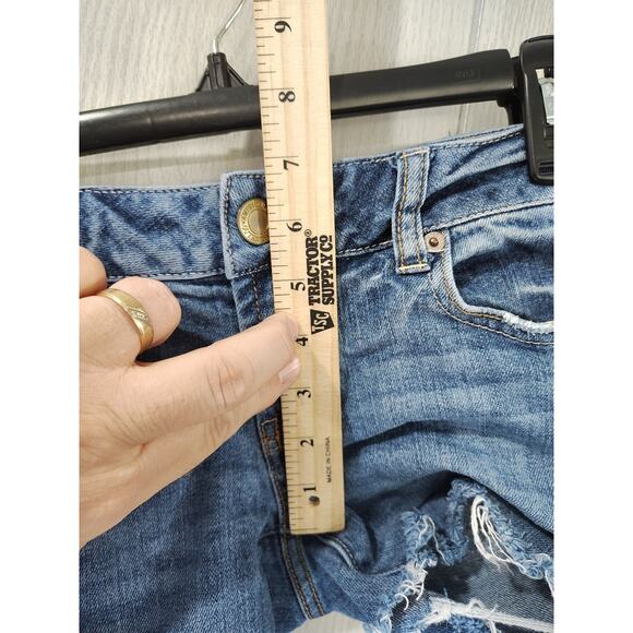 Women's American Eagle Favorite Boyfriend Cutoff Short Shorts Daisy Dukes Size 4 - Picture 9 of 9